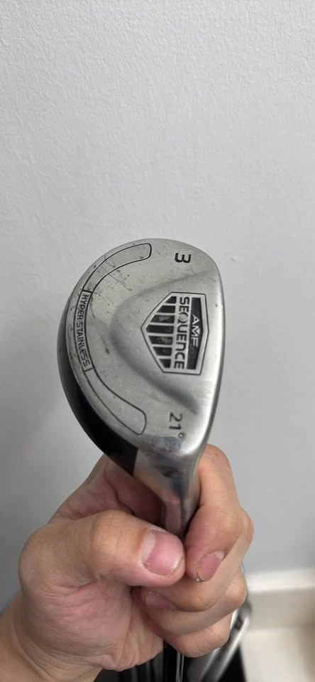 Beginner Golf Club Set w/ Bag + Extras - photo 5