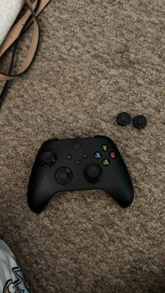 Xbox Controller - photo 2