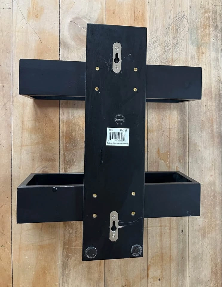 Black Wood Floating Shelf – Brand New – Home Decor Display - photo 5