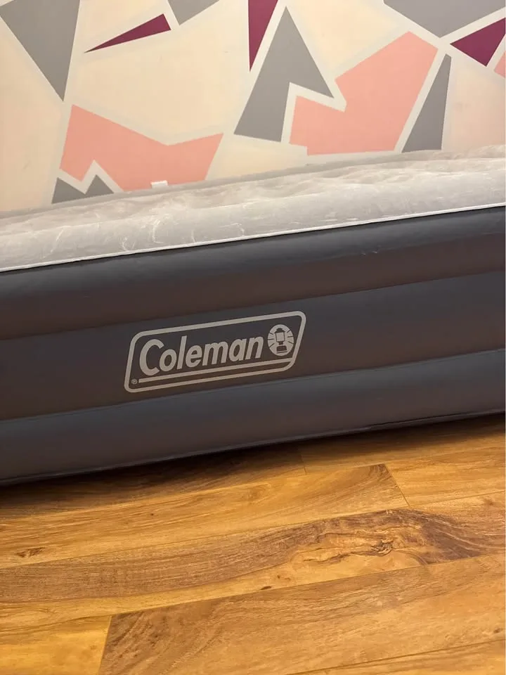 Coleman Queen Air Mattress - photo 3