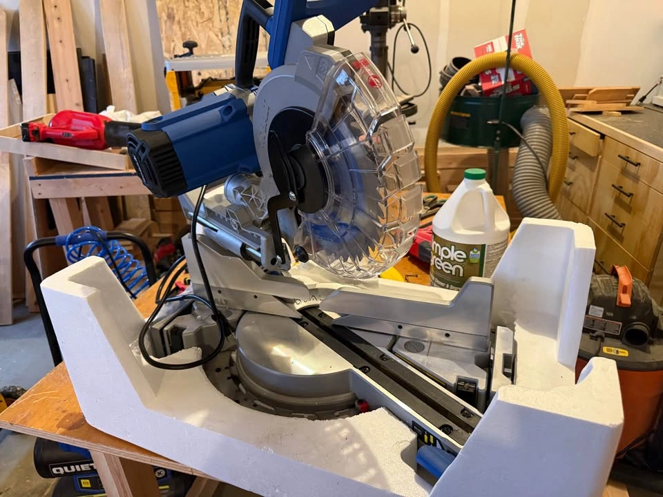 Kobalt 10” Dual Bevel Sliding Miter Saw w/ Shadow Light – Never - photo 3