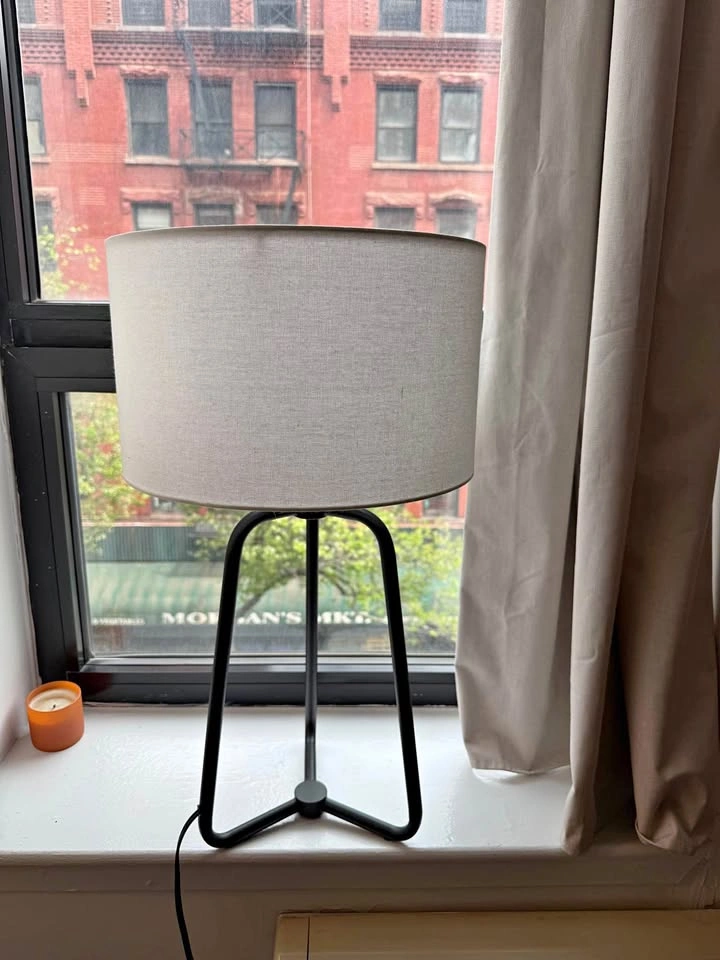 Mari Table Lamp