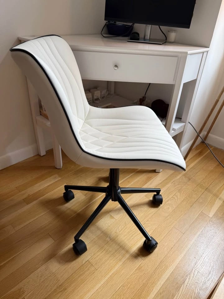 Ergonomic Mesh Office Chair - photo 2