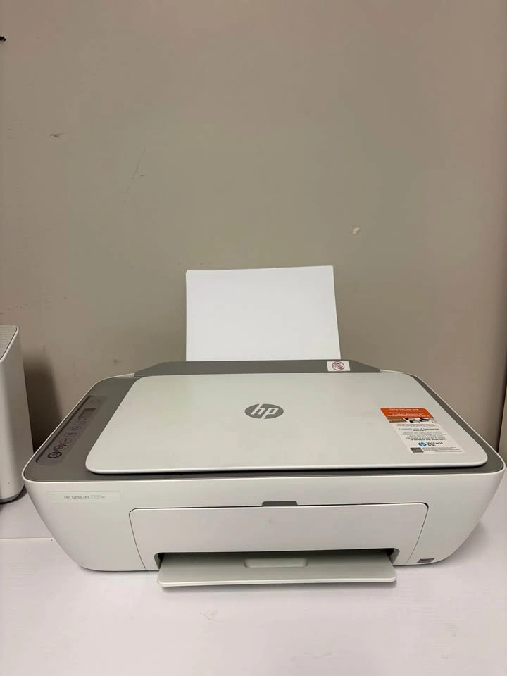 HP DeskJet 2755e Wireless All-in-One Printer - photo 2