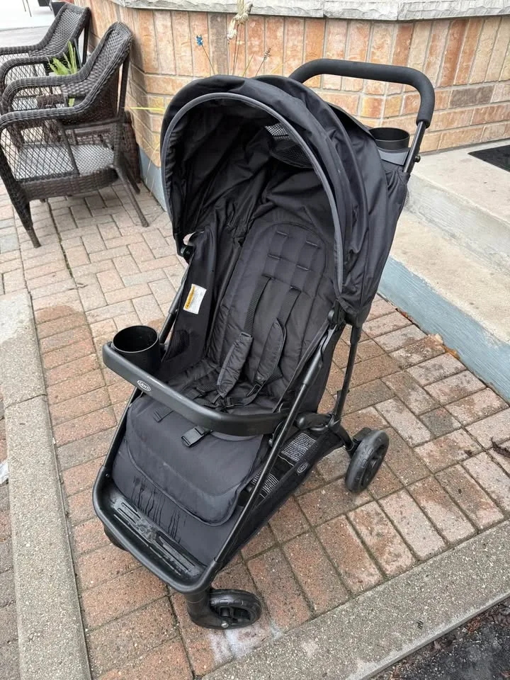 Like New Graco Nimblelite Stroller