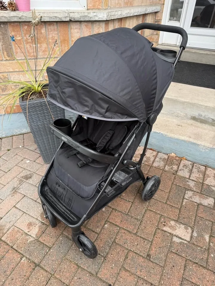Like New Graco Nimblelite Stroller - photo 4