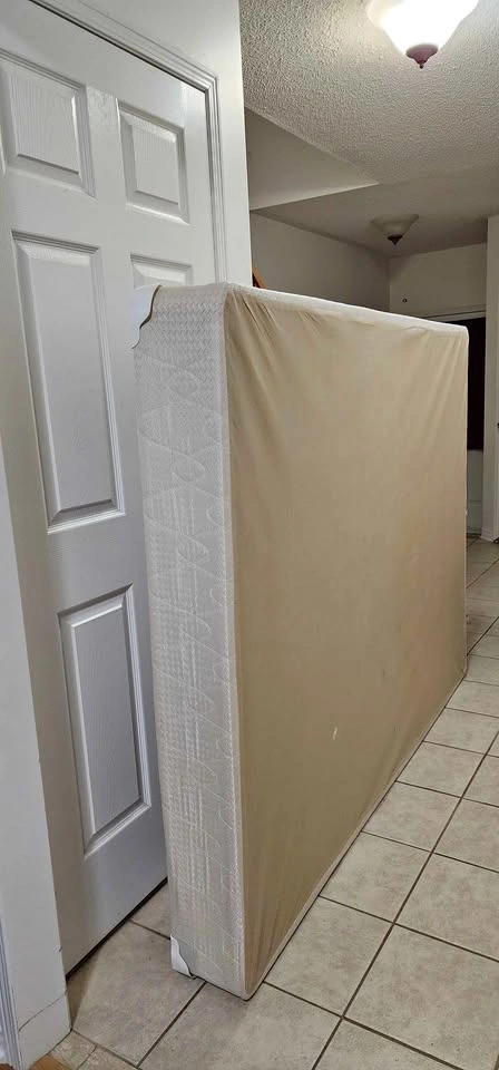 Queen mattress box