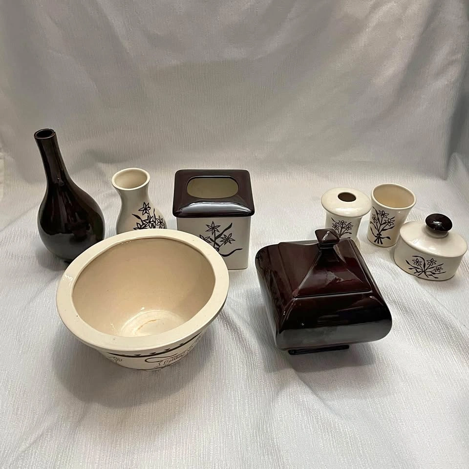 Matching vintage bathroom textile set