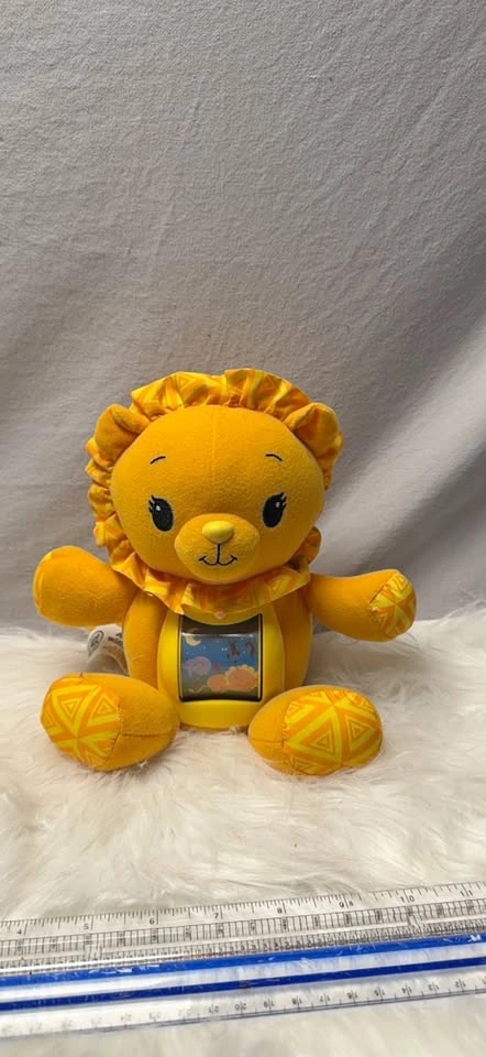 Cute lion plush toy