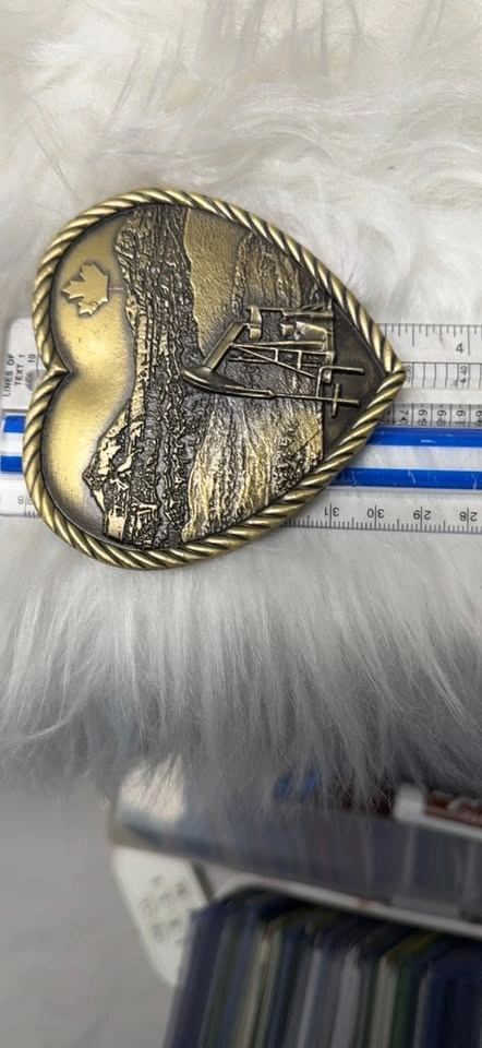 Heart Shaped Oil Rig Buckle - photo 4