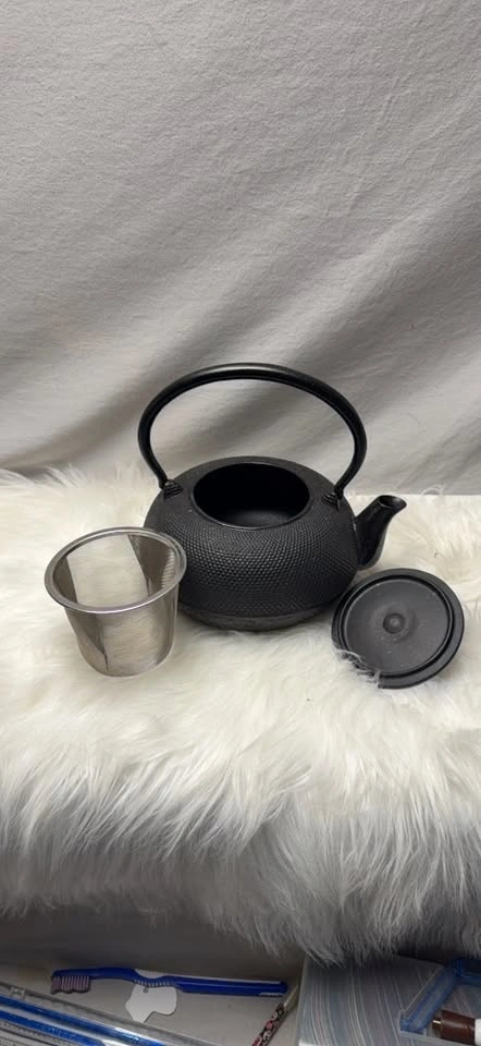 Cast Iron Teapot - photo 2