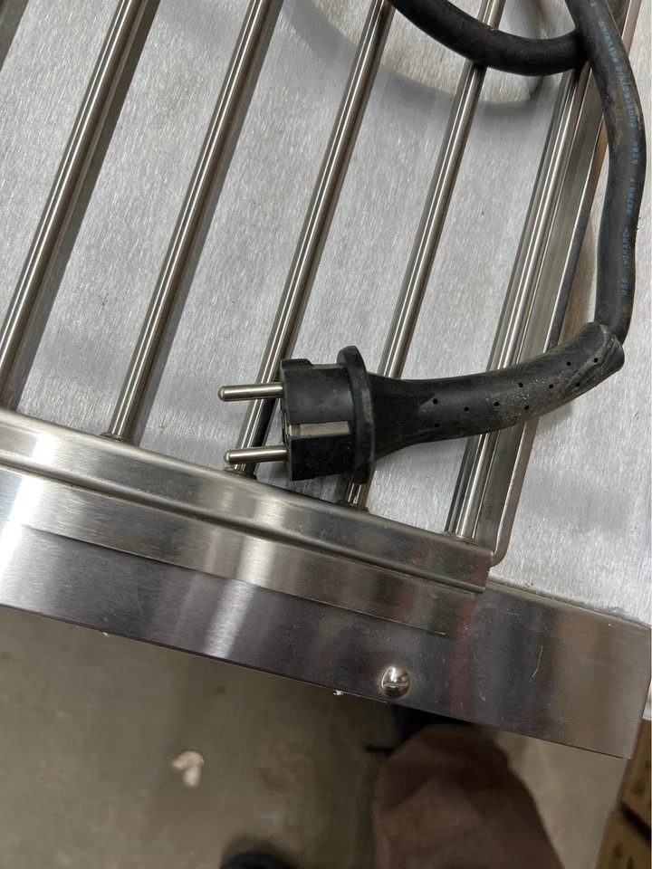 Roundup HDC30A Hot Dog Roller Grill Commercial 30amp 230V NEW - photo 2