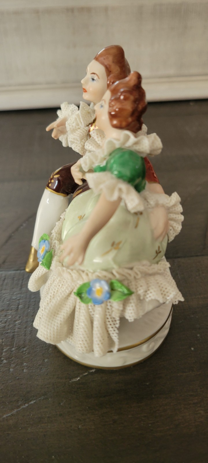 Vintage German Porcelain Courting Couple Figurine - Dresden - photo 4