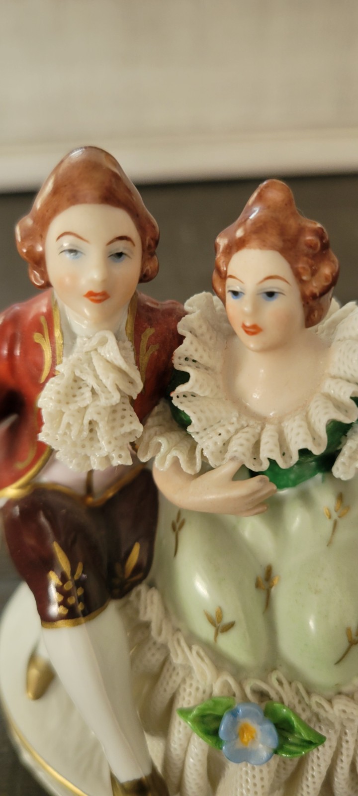 Vintage German Porcelain Courting Couple Figurine - Dresden - photo 5