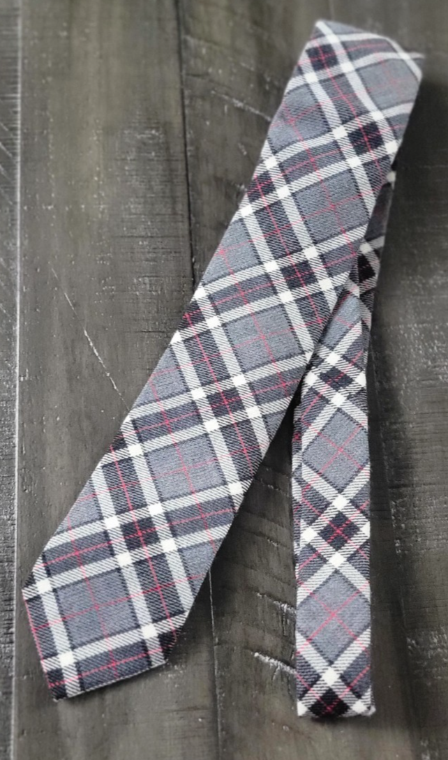 NWT Robert Talbott BEST OF CLASS Made in Italy Wool Tie - photo 2