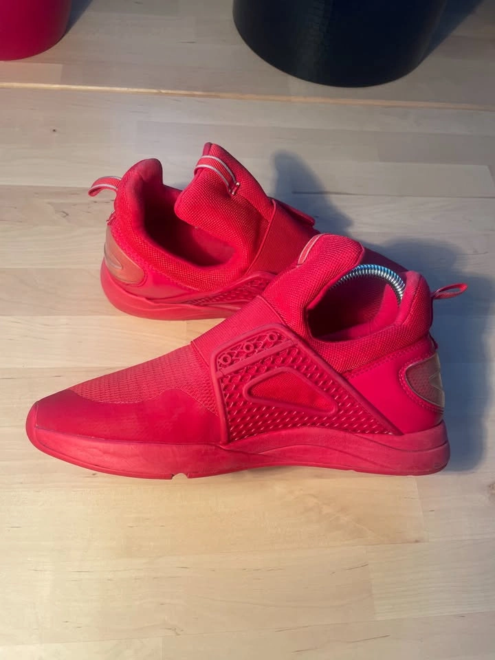 Aldo pull-on women's red sneakers size US 6.5 - photo 3