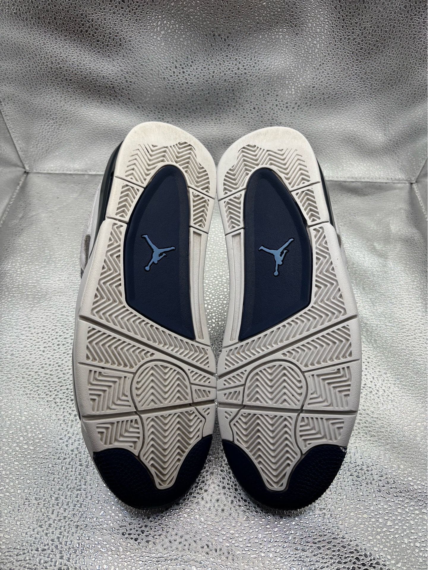 Air Jordan 4 Columbia - photo 3
