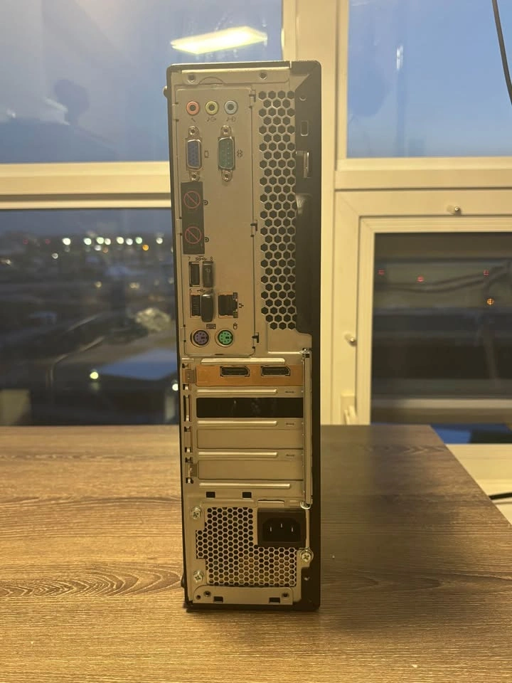 Lenovo Thinkcentre M725s SFF: Ryzen 7 PRO | Nvidia GT 730 | 16GB - photo 4