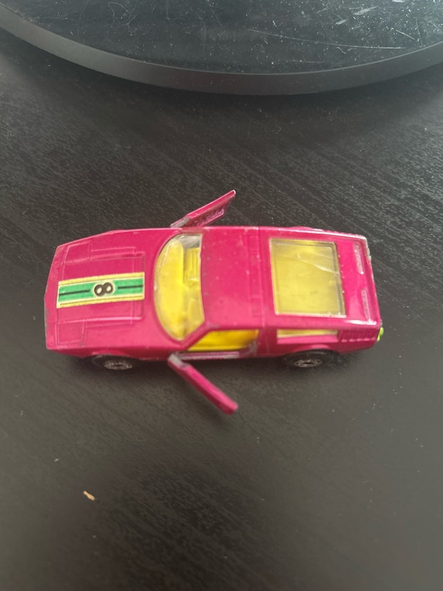 Matchbox Superfast No. 32 Maserati Bora