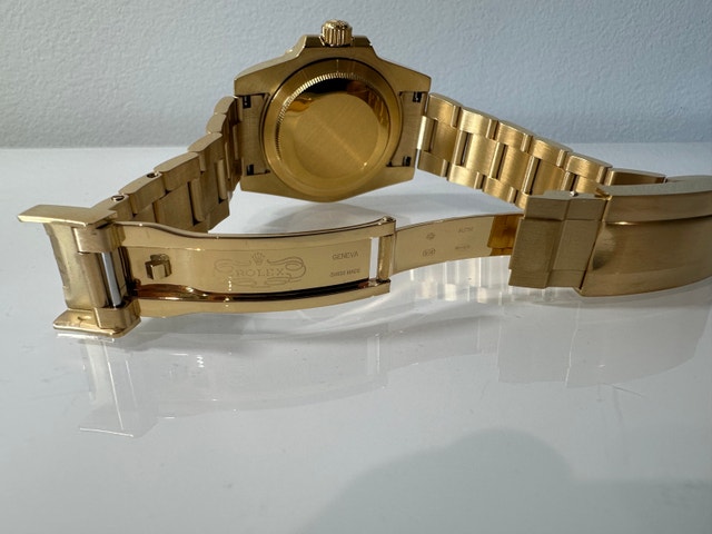 Gold and Black Men’s Sub Watch - photo 4