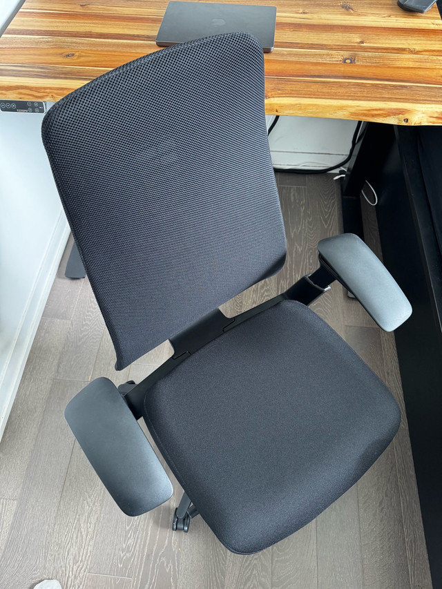 Haworth Fern Task Mesh Office Chair (Black) - photo 3