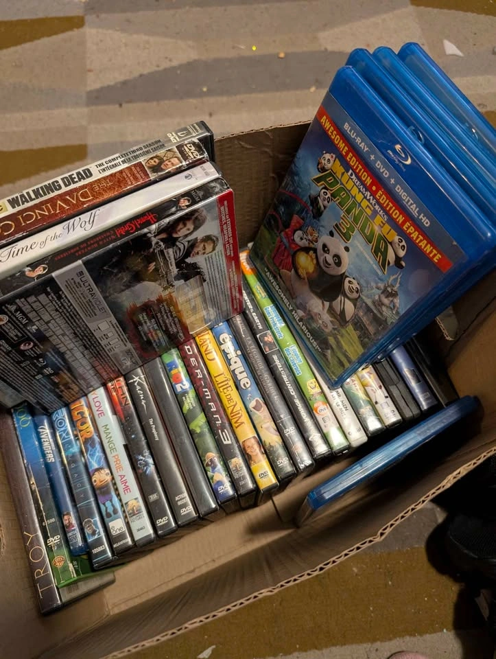 Whole box of DVD's, Xbox, Blu-ray, and PC games - photo 2