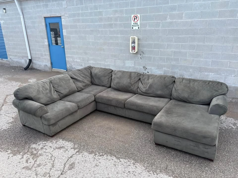 Green Grey U Shaped Sectional Sofa with Chaise - Free Delivery - photo 3