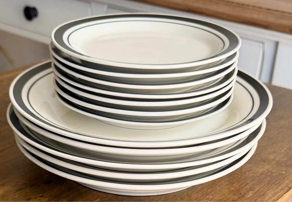 American Atelier 5267 Stoneware Plate Set - photo 2