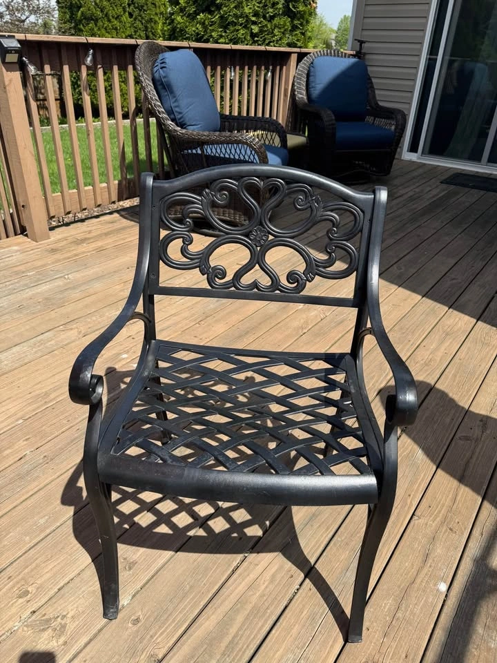 Beautiful Iron Patio Dining Set (Heavy) - photo 3