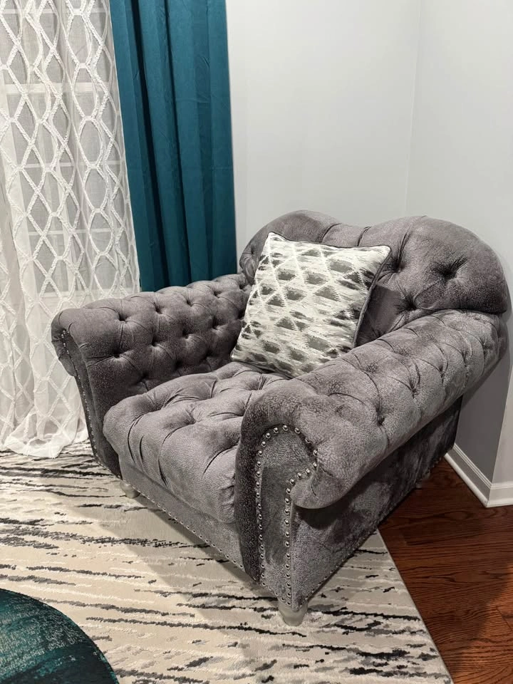 2 Big Sofas, Side Sofa, Round Green Center Table - photo 4