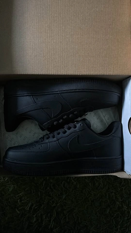 Black Air Force perfect for Christmas gift - photo 3
