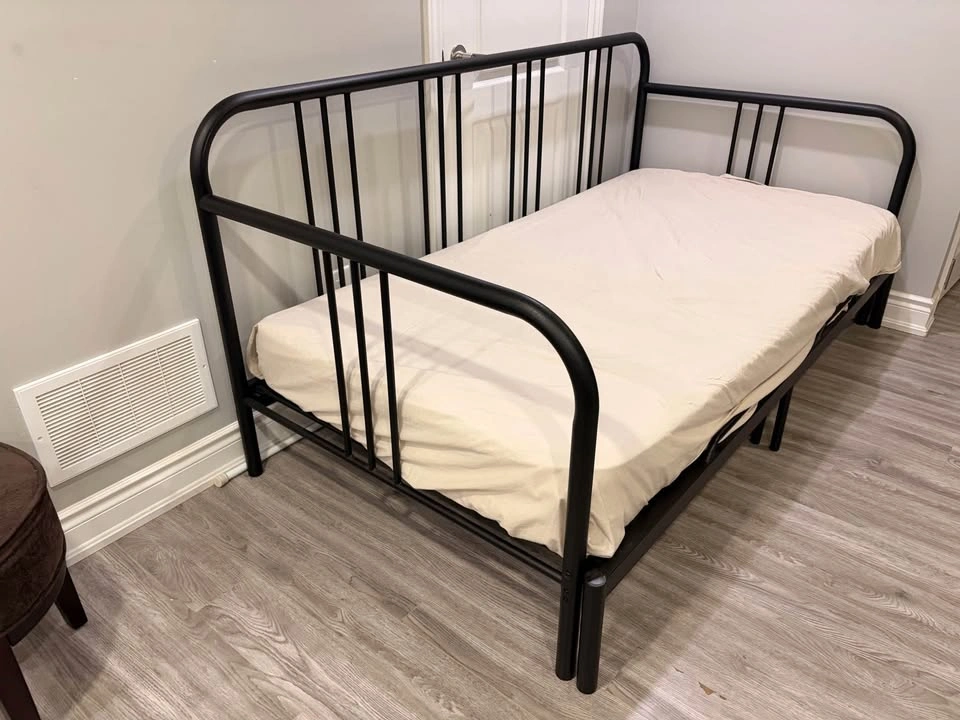 IKEA Sofa Extendable Bed - photo 2