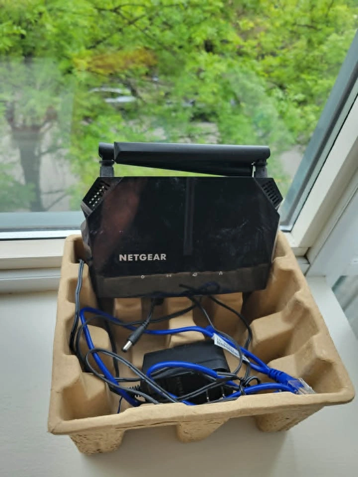 NETGEAR WiFi5 AC1200 Router - photo 2