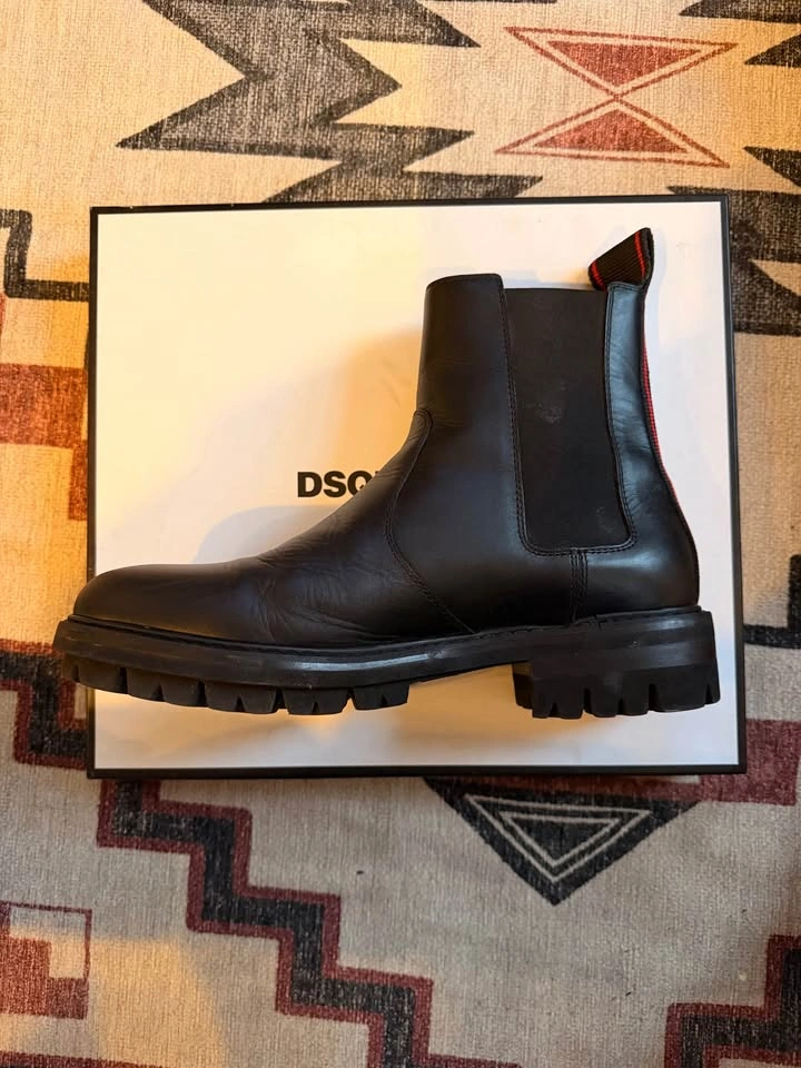 DSQUARED2 Black Leather Chelsea Boots (Size 10) -Like New - photo 2