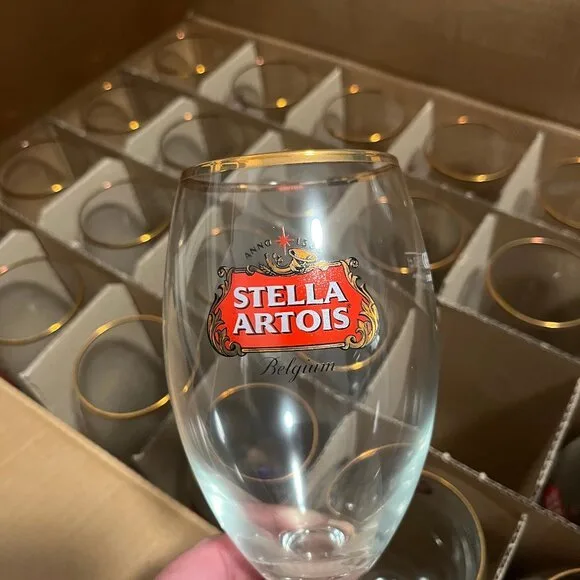 Stella Artois 50CL Gold Rimmed Beer Glasses image indicator(5)