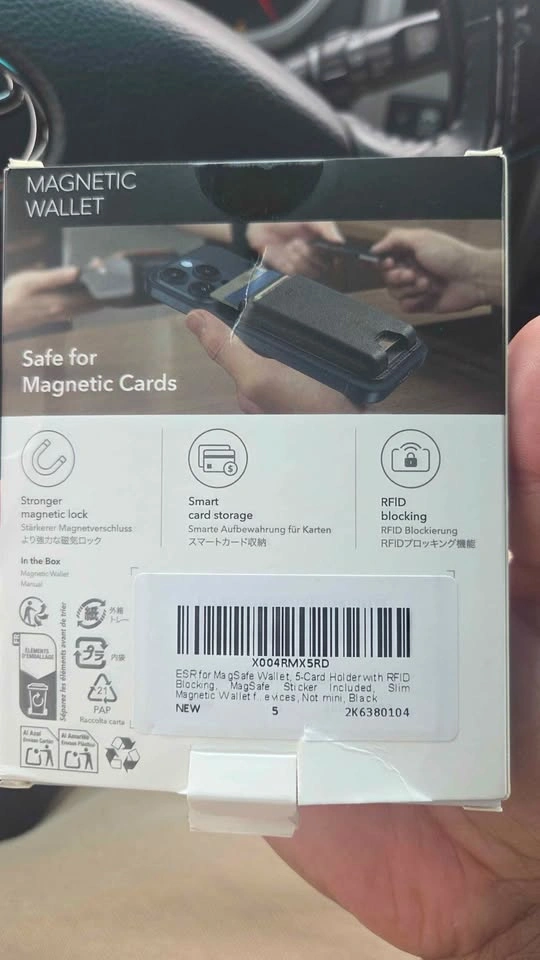 ESR Magnetic Wallet for MagSafe, RFID Blocking, Black 5-Card Hol - photo 2