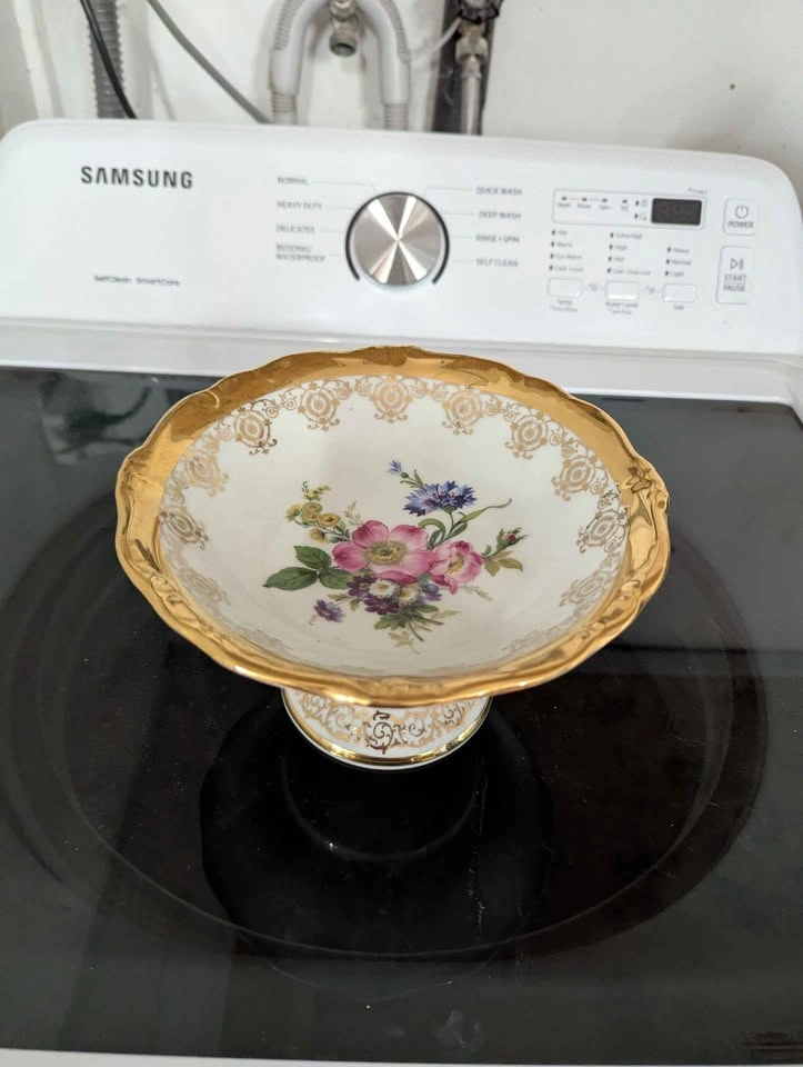 Rare Hand-Painted Serving Dish w/ 22k Gold - Gloria Porcelain - photo 3