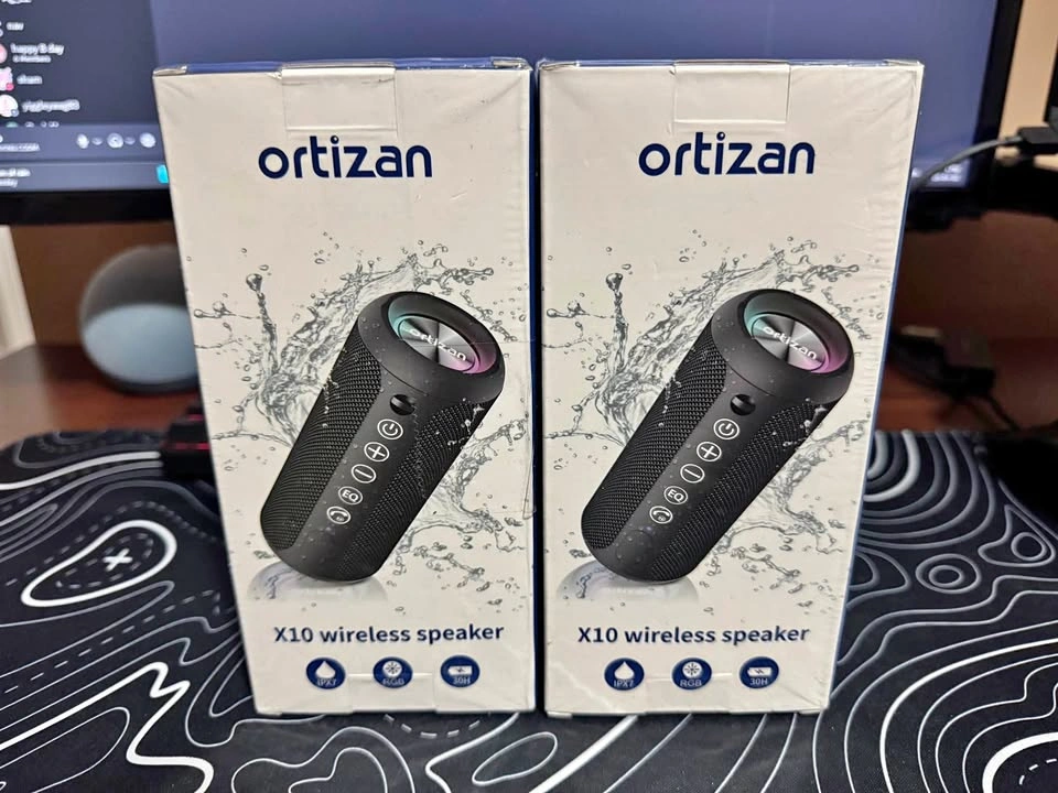 BRAND NEW PORTABLE BLUETOOTH SPEAKER