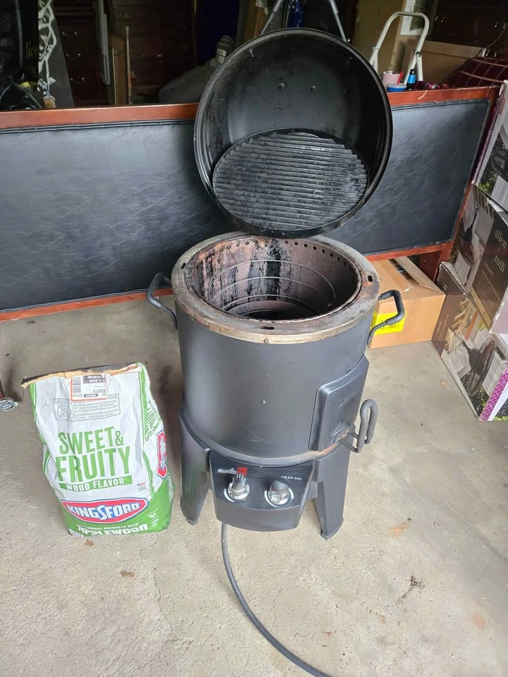 Char Broil 3 in 1 infrared smoker + wood chips - photo 4
