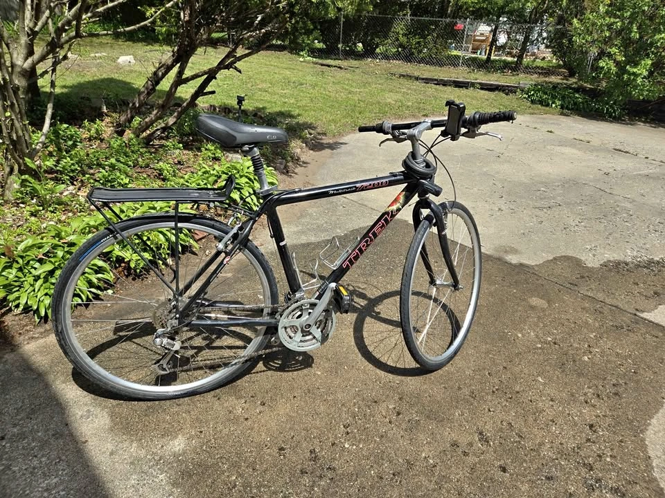 Male Trek Multitrack 7200