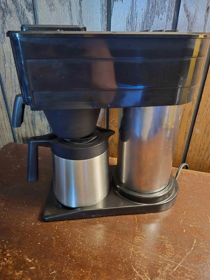 Bunn Thermostat 10 Cup Coffeemaker - photo 3