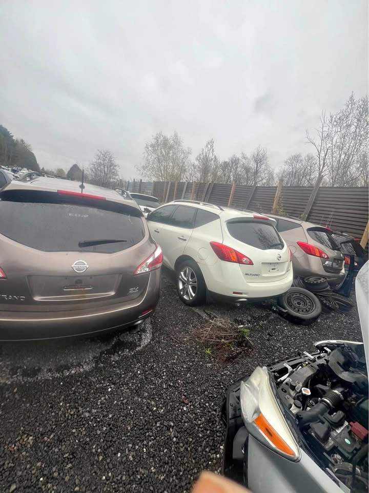 2009-2014 Nissan Murano SUVs for Parts