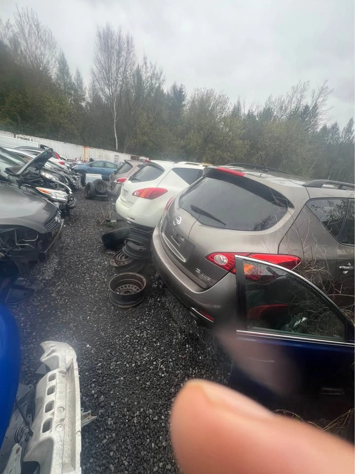 2009-2014 Nissan Murano SUVs for Parts - photo 4