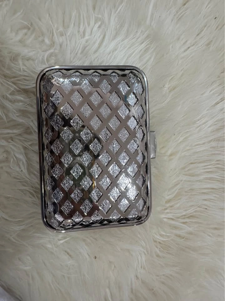 Silver cocktail style bag - photo 2