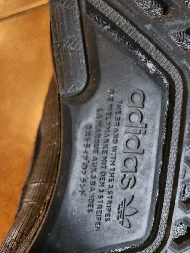 Adidas Athletic shoes Size 10 - photo 4