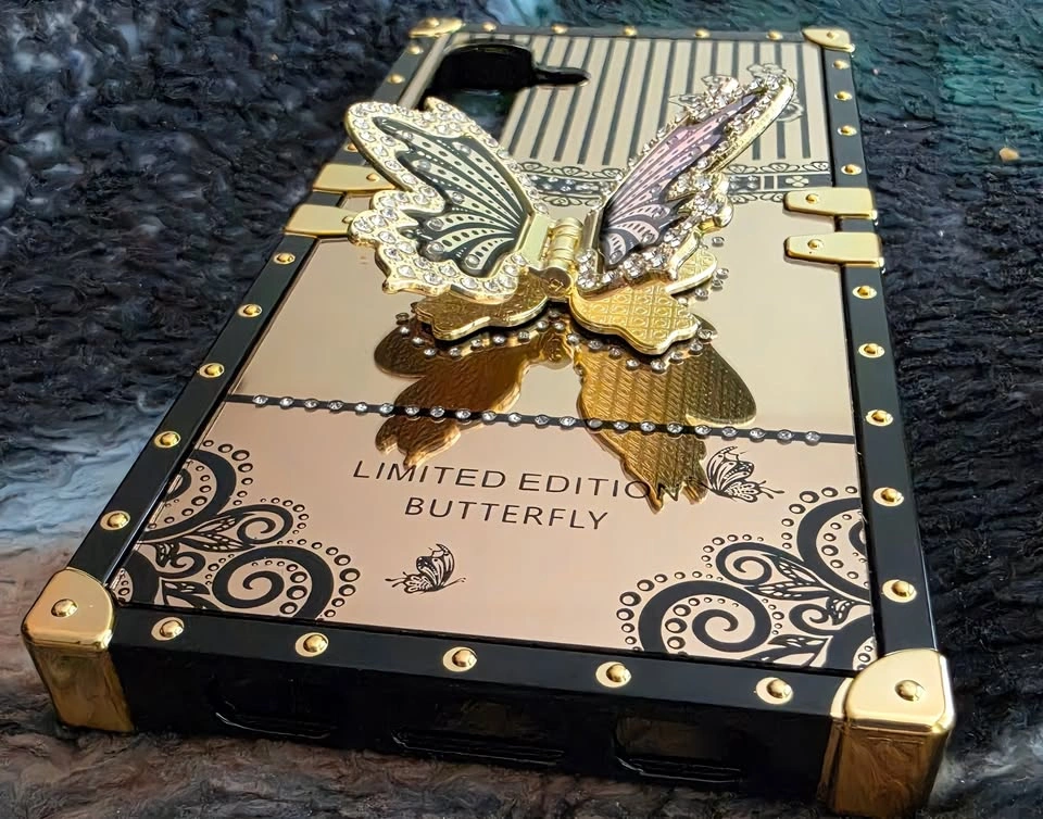 Luxury Bling Glitter Butterfly S24 Case w/ Ring NEW - photo 4