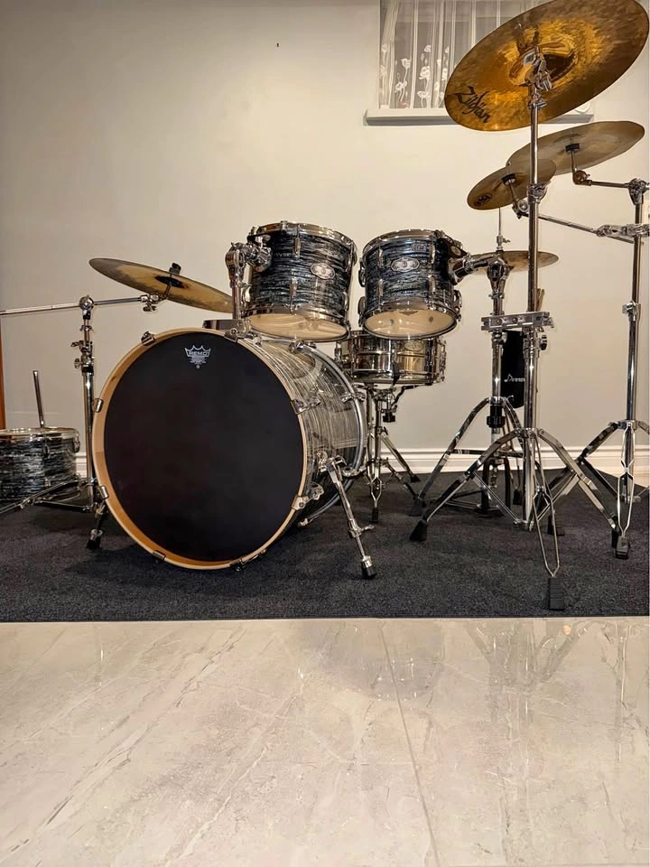 Pearl Vision 6 piece drum set