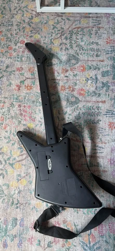 Wireless Guitar for PS3/PS2 (Guitar Hero, Rock Band) - No Dongle - photo 2
