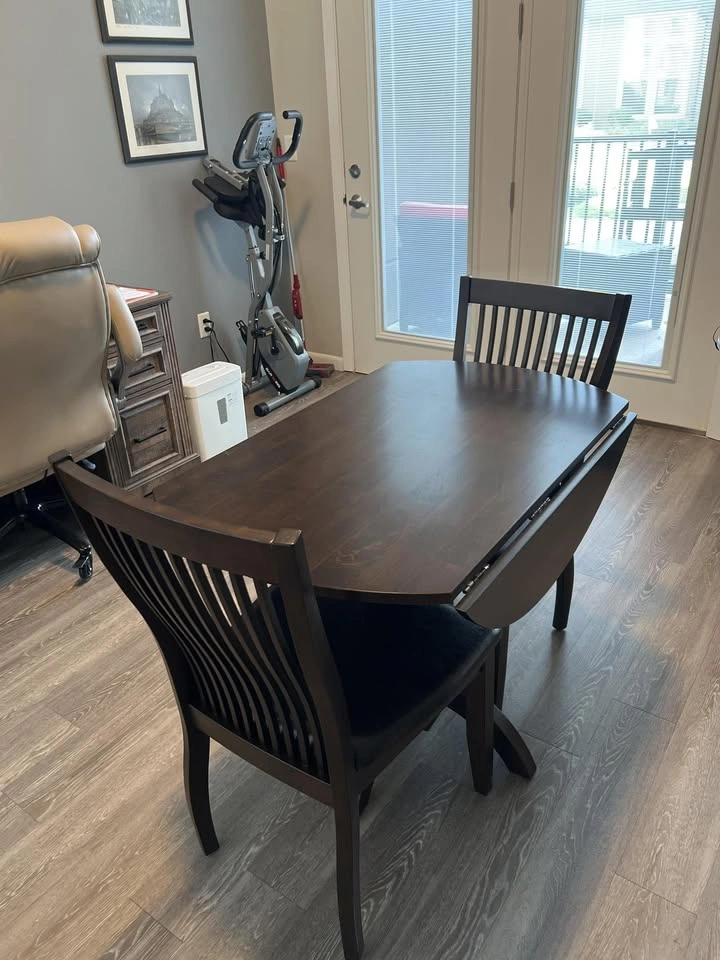 4-Piece Dining Set: Dark Wood Round Drop-Leaf Table + 3 Chairs - photo 5