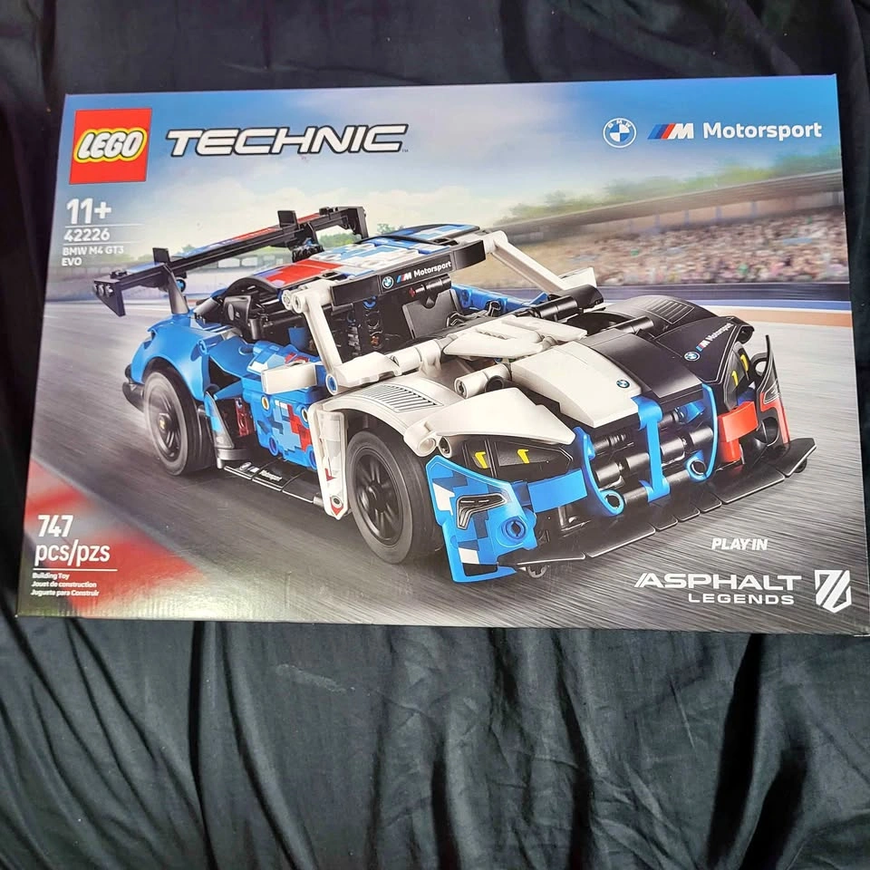 LEGO Technic BMW M4 GT3 EVO 42226 New Sealed